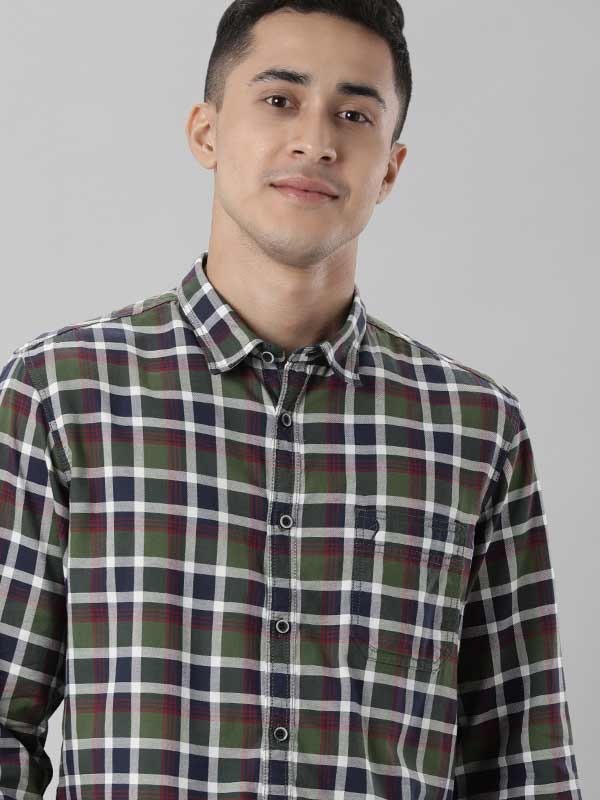 Indian Terrain Men Green Shirt